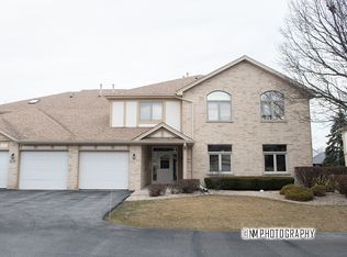 6430 Pine Cone Dr APT 4, Tinley Park, IL