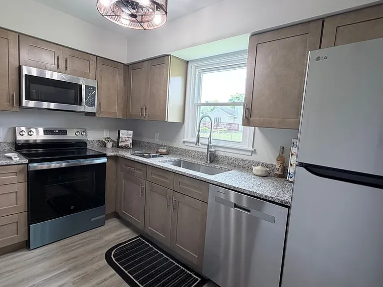 510 Hamilton St — Photo 10