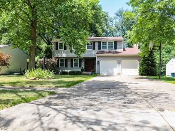 1167 Erin Dr, Kent, OH 44240