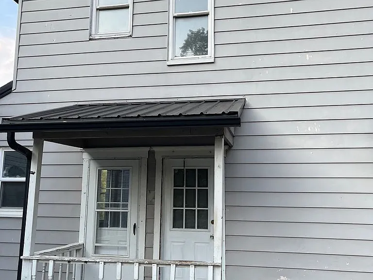1646 Ridge Ave — Photo 14