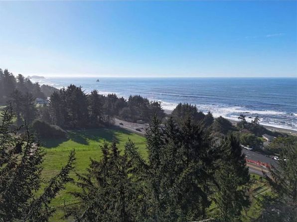 17281 Highway 101 N