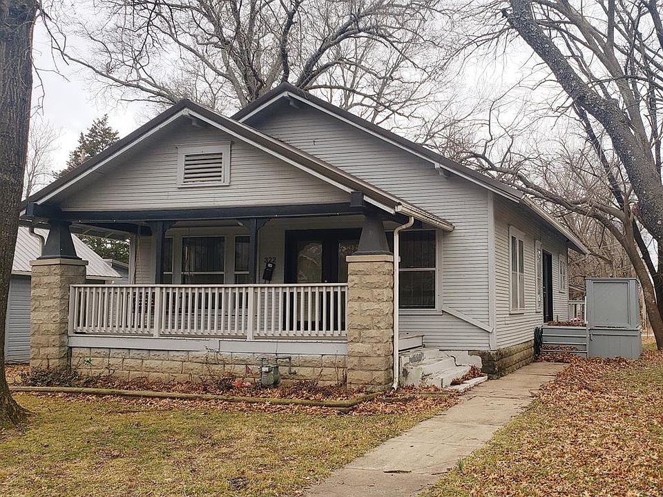 1st image of 322 S Catalpa St