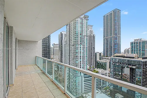 1250 S Miami Ave Photo 1