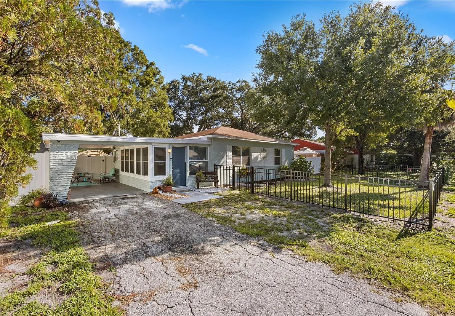 2 bed, 936 sqft, $2,500 — Photo 3
