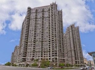 3880 Duke Of York Blvd #1612, Mississauga, ON L5B 4M7