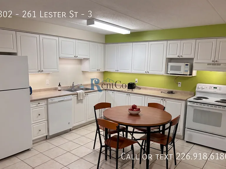 3-261 Lester St #302 — Photo 2