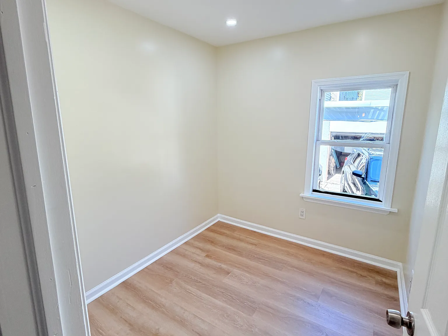 3 bed, $2,350 — Photo 4