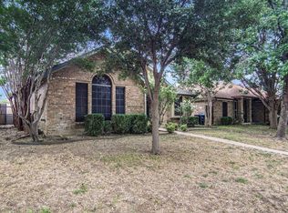 6908 Bentley Ave, Fort Worth, TX 76137