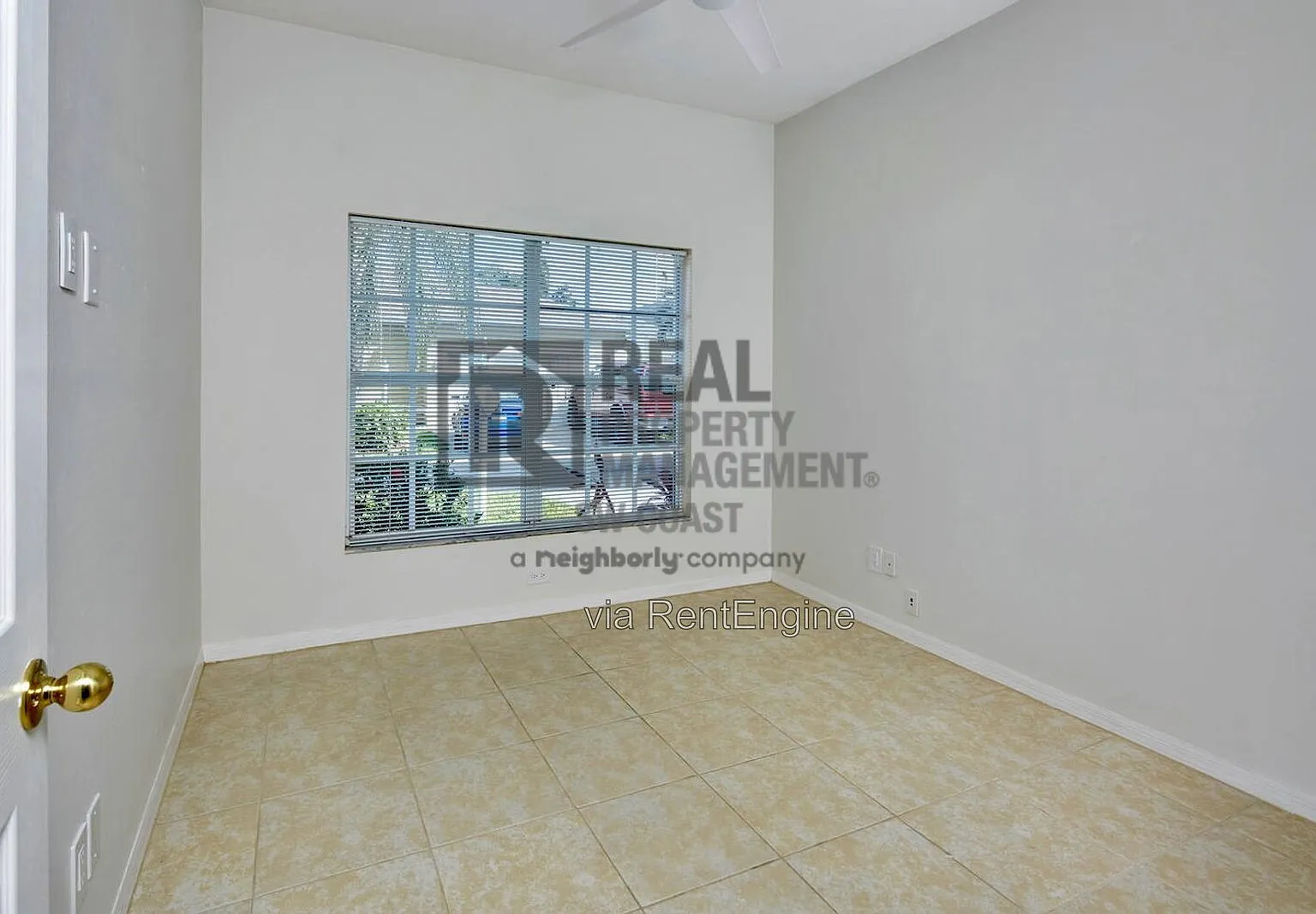3 bed, 2.0 bath, 1208 sqft, $2,250 — Photo 4