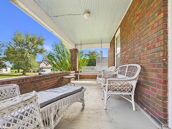 2nd image of 1228 Orleans Ave