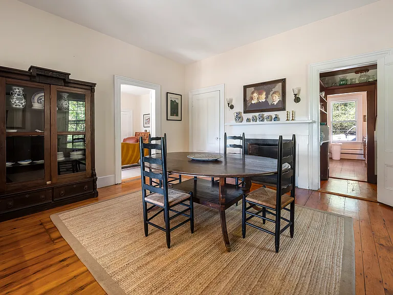 303 Summer St — Photo 18