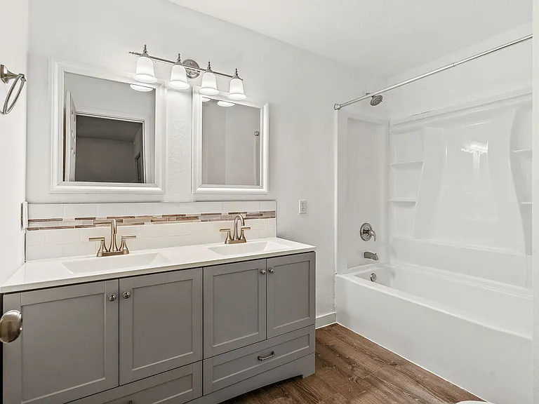 1017 Fox Brush St — Photo 12