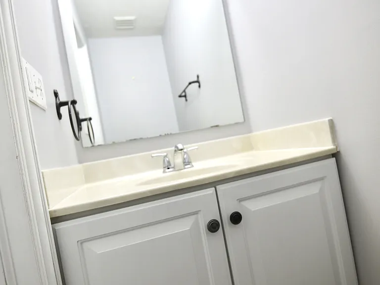 4400 Greensbury Dr — Photo 56