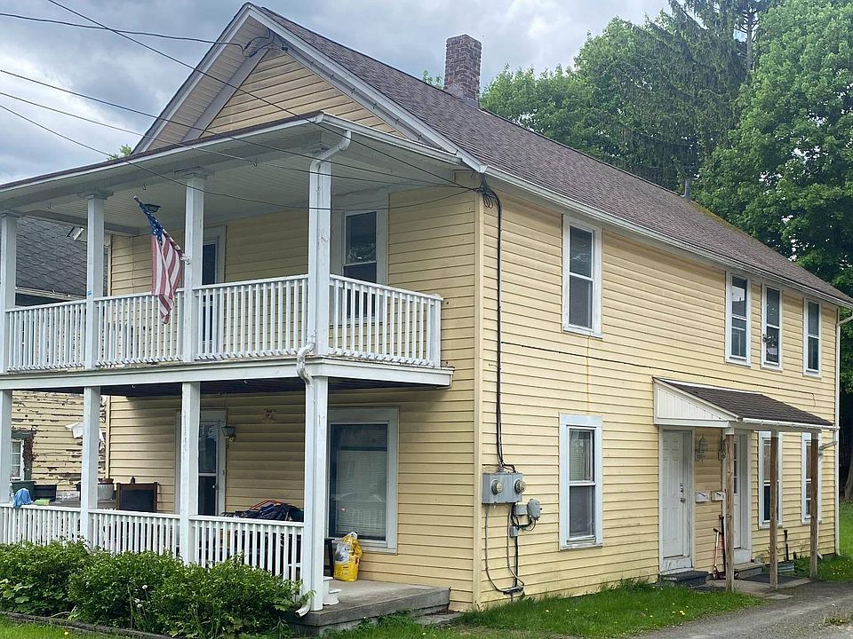 1st image of 8 Rose Ave