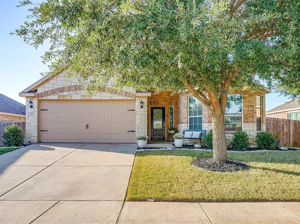 504 Bailer Dr, Crowley, TX 76036