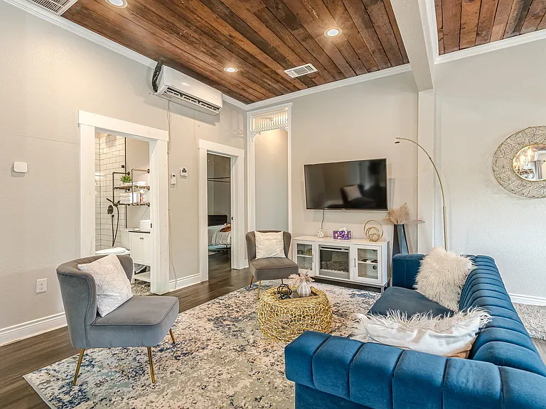 1022 Nolan St — Photo 9