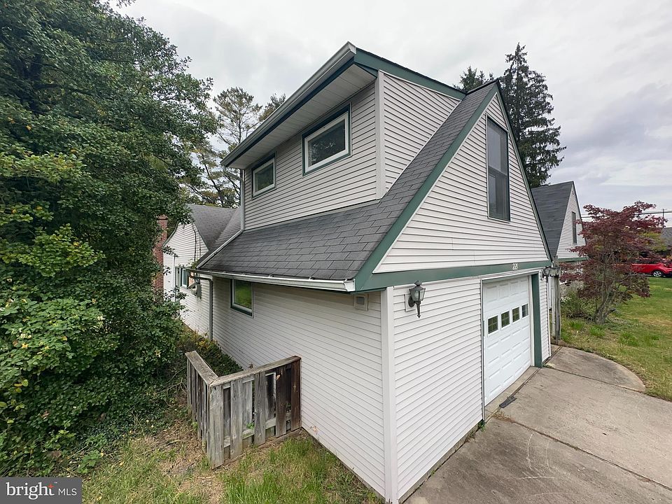 221 Forsythia Dr S, Levittown, PA 19056 Zillow
