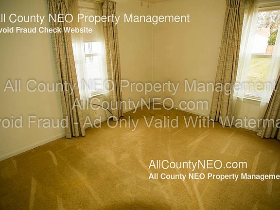 5th image of 759 Meadowbrook Ave SE