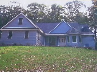 5834 Mack Rd, Howell, MI 48855