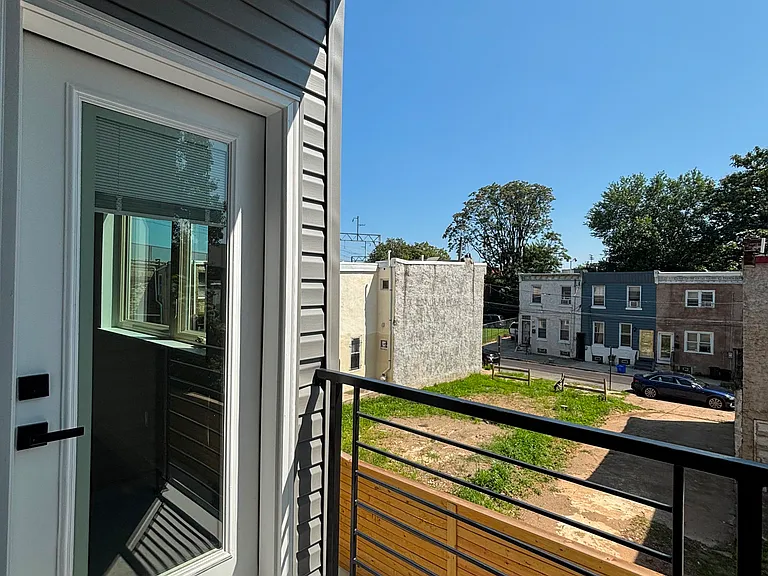 1108 W Dauphin St #1B — Photo 10