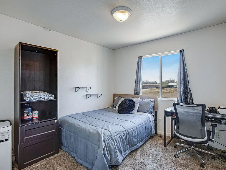 1725 Rowan Ln — Photo 19