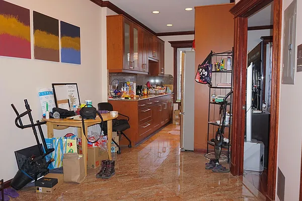 Rented by Astoria Realty | media 13