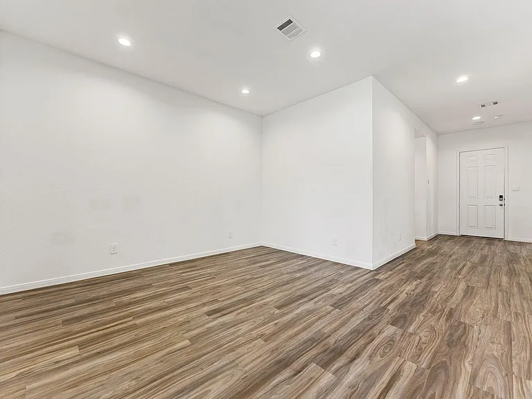 907 Youth Water Rd — Photo 8
