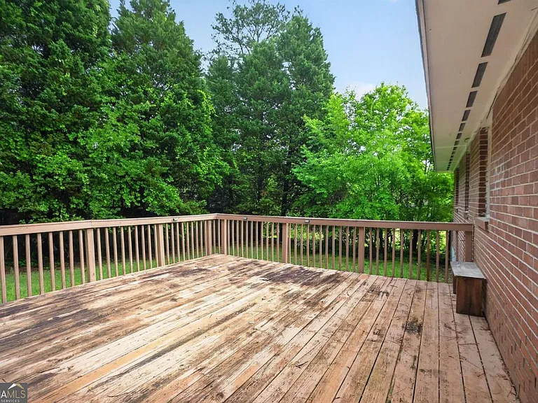 7259 Mayfair Cir — Photo 5