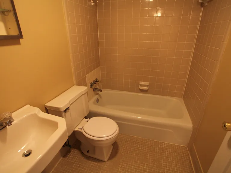 Northside Terrace — Photo 15