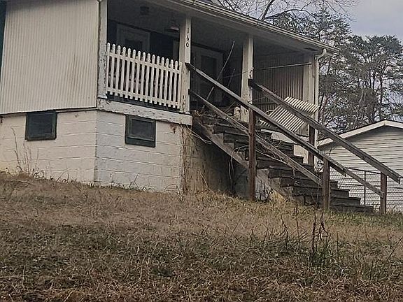 2nd image of 160 Cherokee Dr