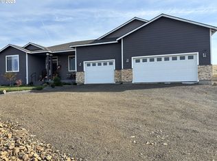 700 Dooley Rd, Centerville, WA 98613