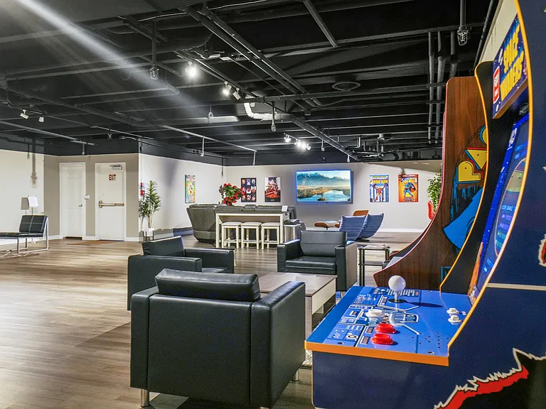The 609 Studios — Photo 62