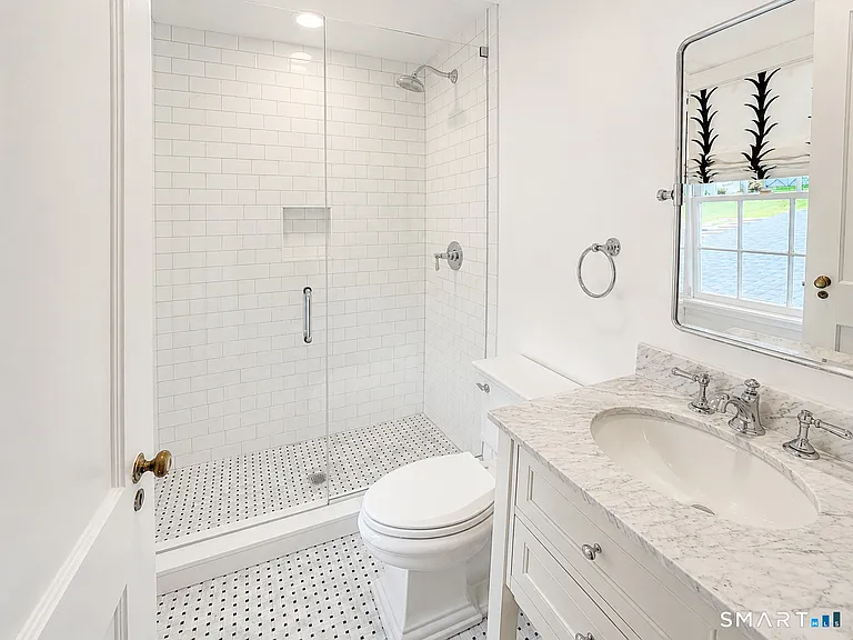 222 Sunnieholme Dr — Photo 11