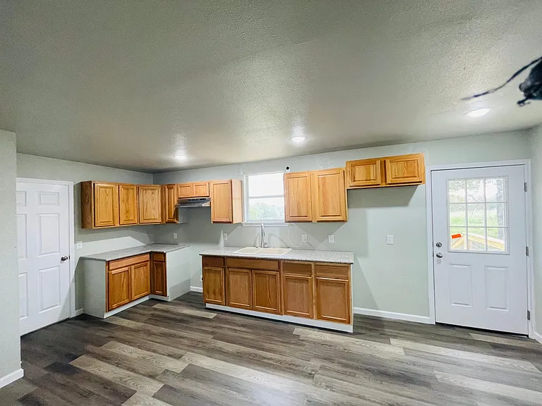 506 Enchanted Oak Dr — Photo 6