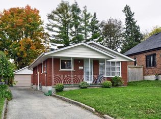 113 1st Ave W, Cambridge, ON N1S 2B5