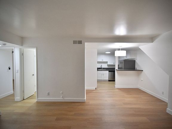2nd image of 12015 Burbank Blvd APT 2
