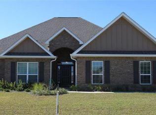 2942 Carrington Lakes Blvd, Cantonment, FL 32533