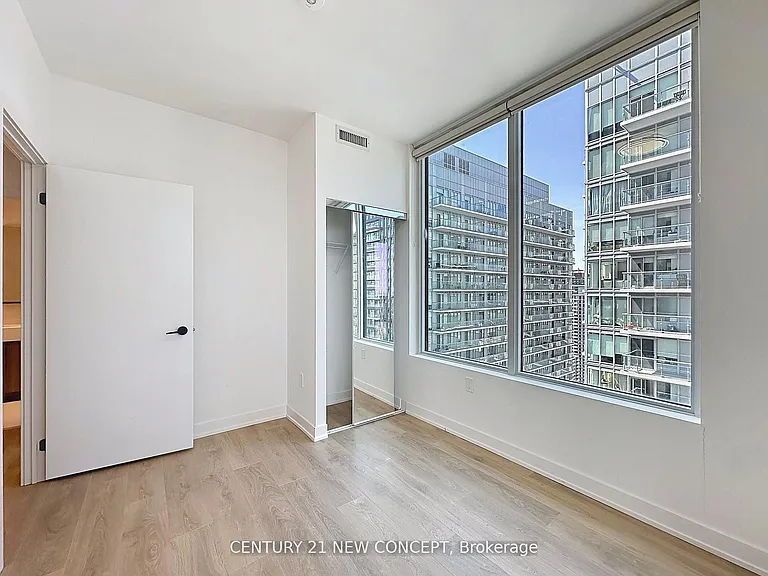 117 Broadway Ave #3204 — Photo 19
