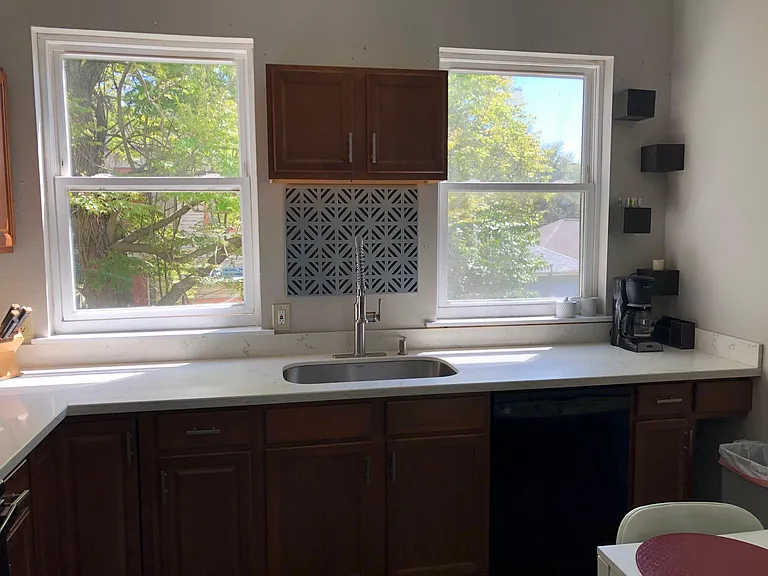 2118 Baronne St #B — Photo 5