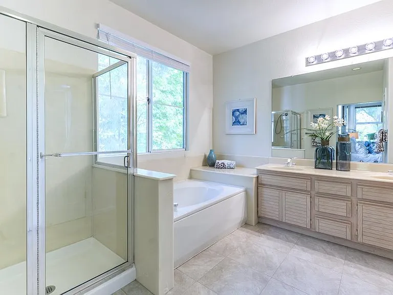 440 Navaro Pl #116 — Photo 39