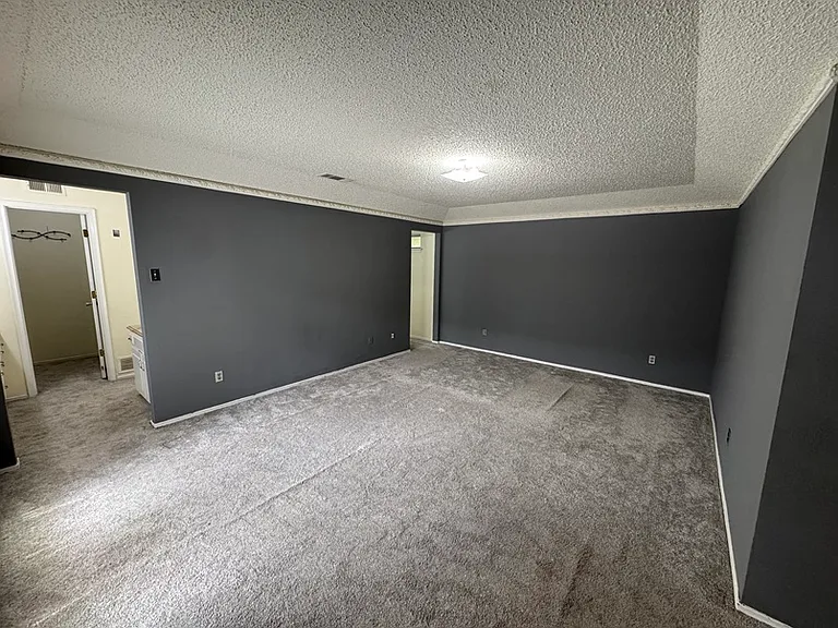 429 Sheffield Dr — Photo 47