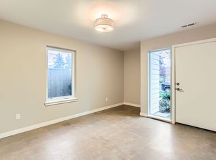 1032 N Ainsworth St, Portland, OR 97217