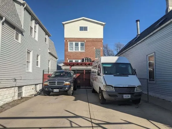 2131 N Lorel Ave APT 1, Chicago, IL 60639