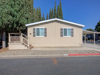 250 E Las Palmas Ave SPC 40, Patterson, CA, 95363