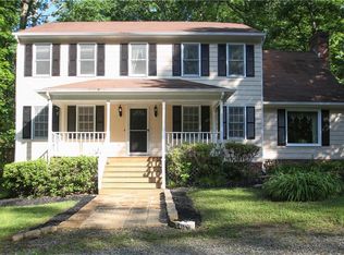 12902 Red Chestnut Dr, Midlothian, VA 23112