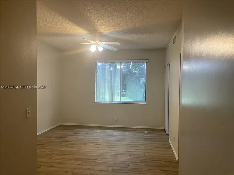 145 SW 96th Ter #145 — Photo 22