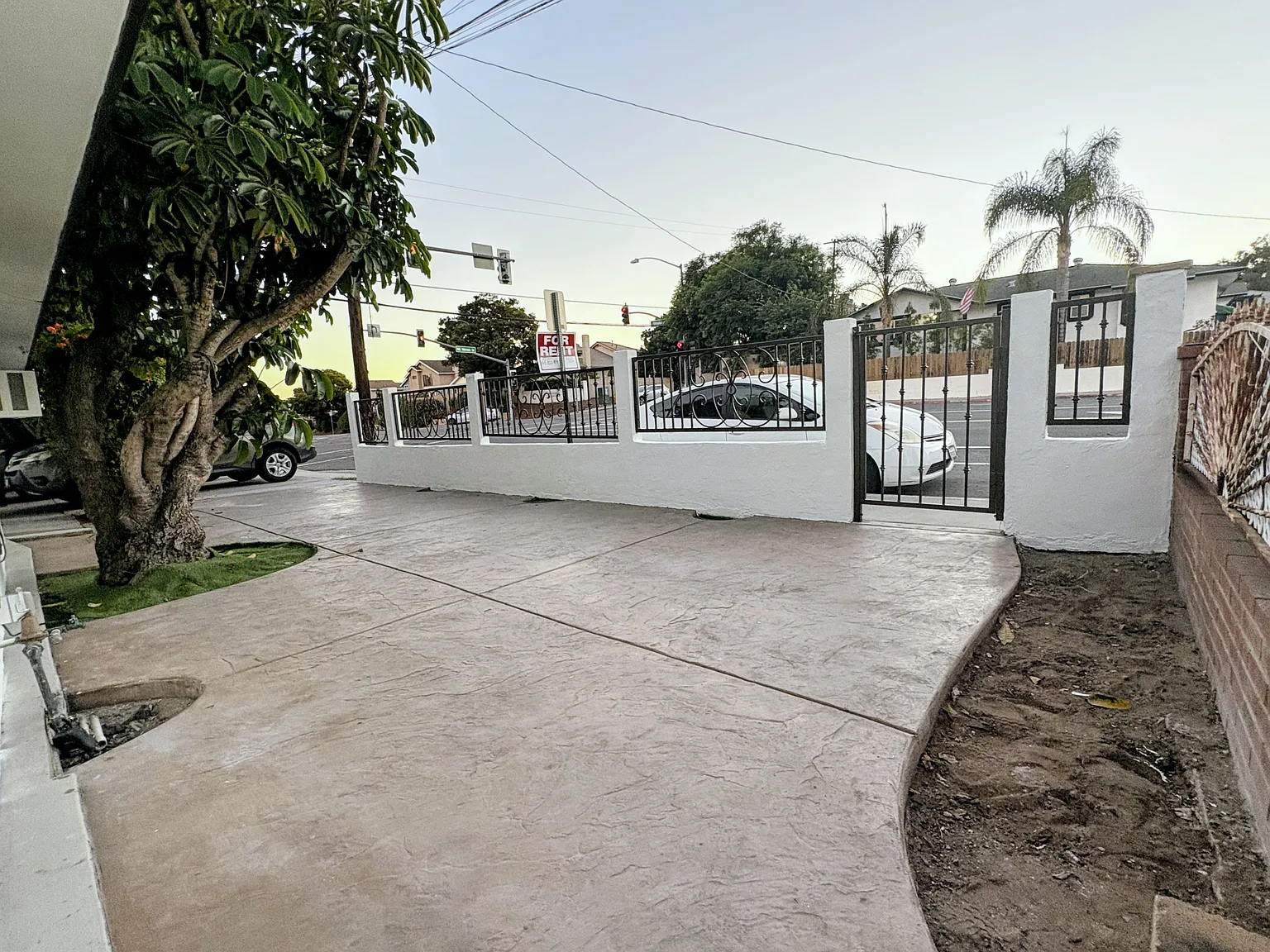 2 bed, 1000 sqft, $2,800 — Photo 2