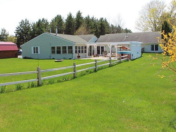 2nd image of 6450 Applewood Ln