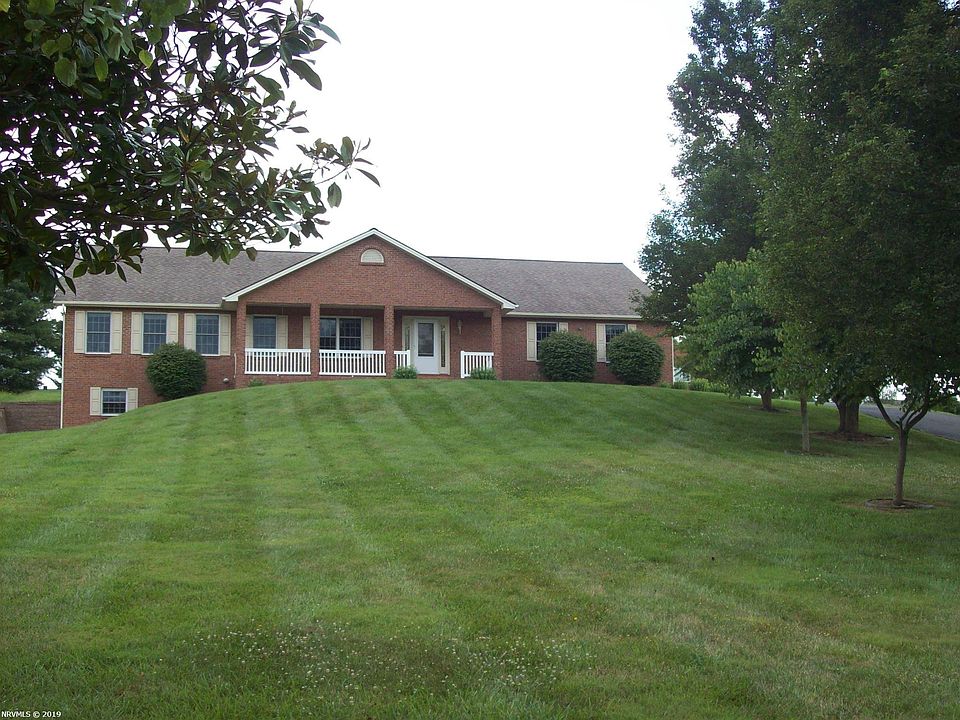 1st image of 1425 W View Dr