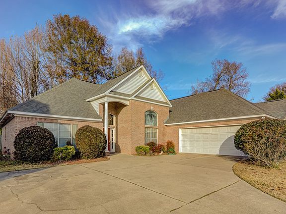 2nd image of 20 Millwood Cir
